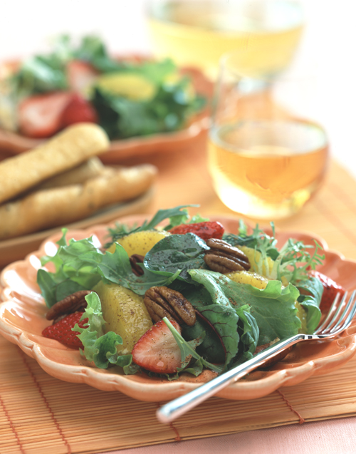 Field Greens Salad with Oranges, Strawberries and Chai Vinaigrette